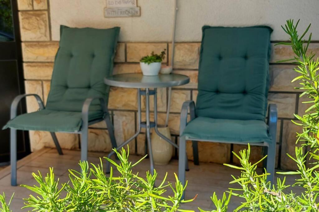 Apartment Vinotoc Izola Exterior photo